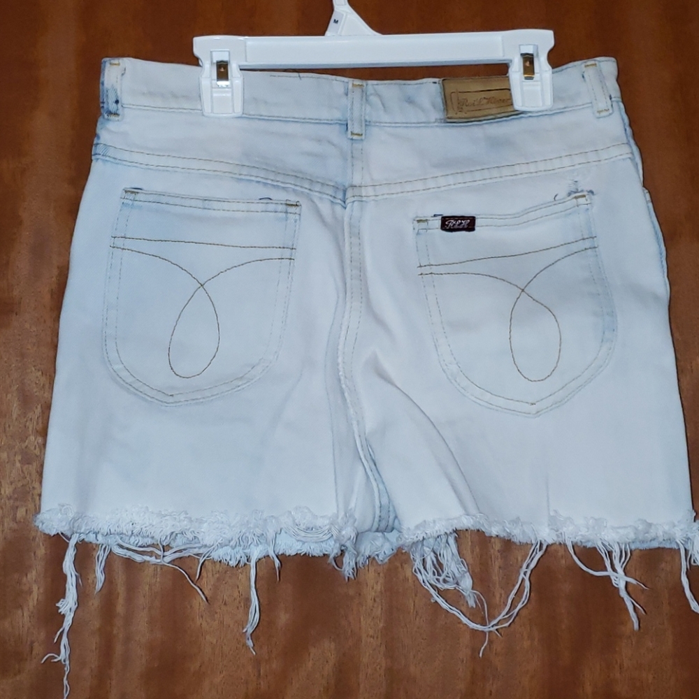 80's Vintage Bleached Cut-Off Denim Shorts - Picture 3 of 5